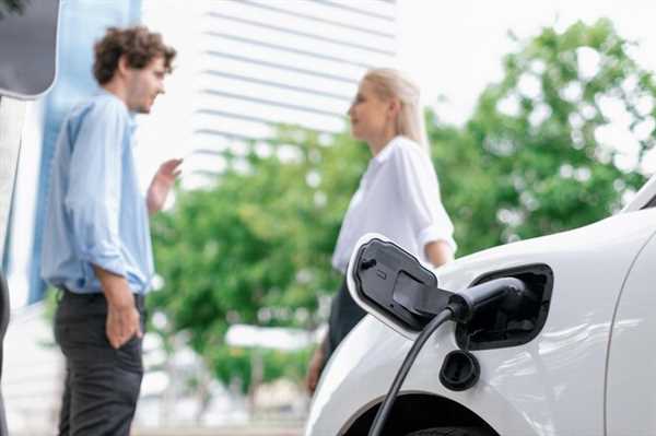 Comparing Costs: Hybrid vs Electric Ownership