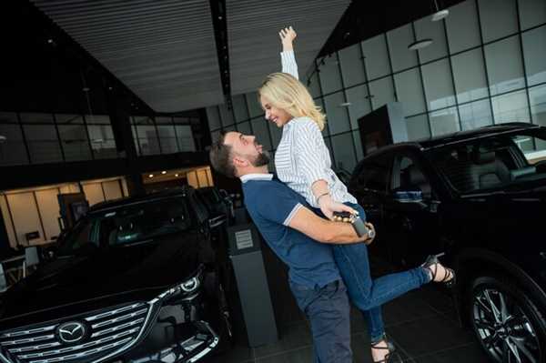 Evaluating Safety Features and Ratings for Family Vehicles