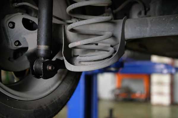 Upgrading Sway Bars: Impact on Cornering Stability