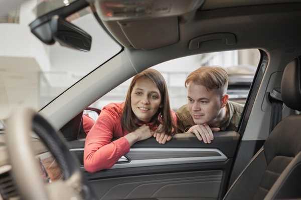 Building Connections: How Car Meets Foster Community Among Young Enthusiasts